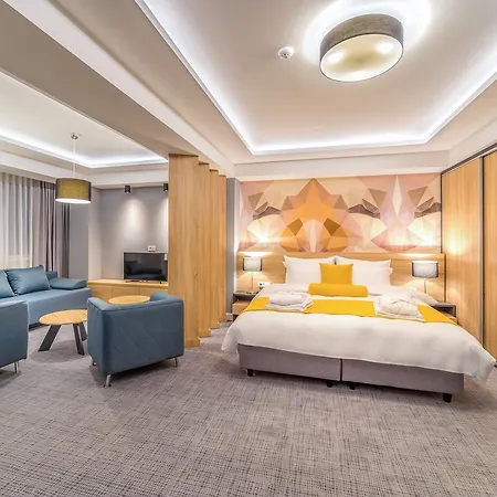 Hotel Unique - And 2*